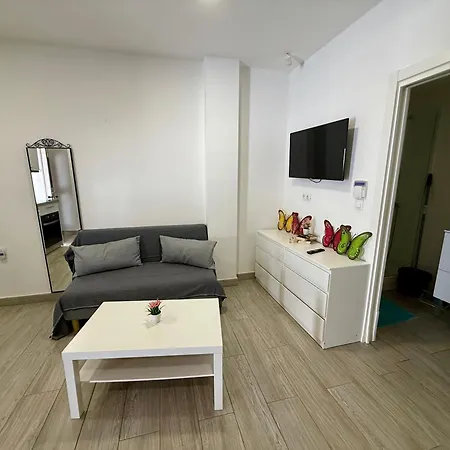 Con Cocina Americana En Elvira * Marbella