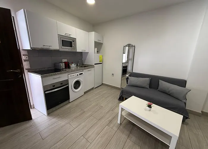 Con Cocina Americana En Elvira 马尔韦利亚