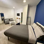 Con Cocina Americana En Elvira Апартаменти *